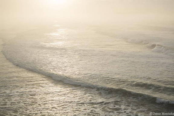 Puesta de sol en Playa de San Vicente de la Barquera